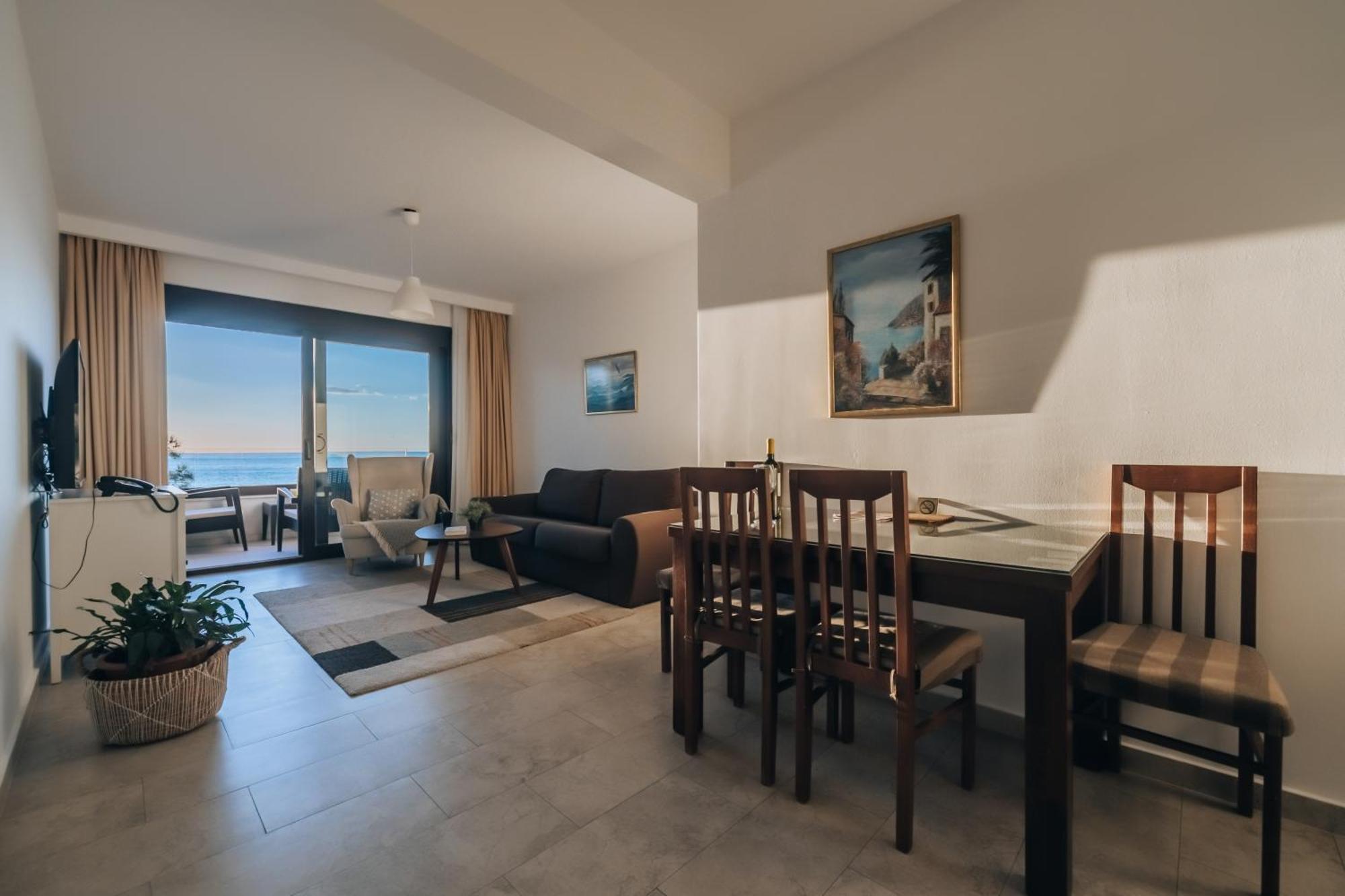 Apartments Kuce Lekovica Beach & Snack Bar- Bistro Δωμάτιο φωτογραφία