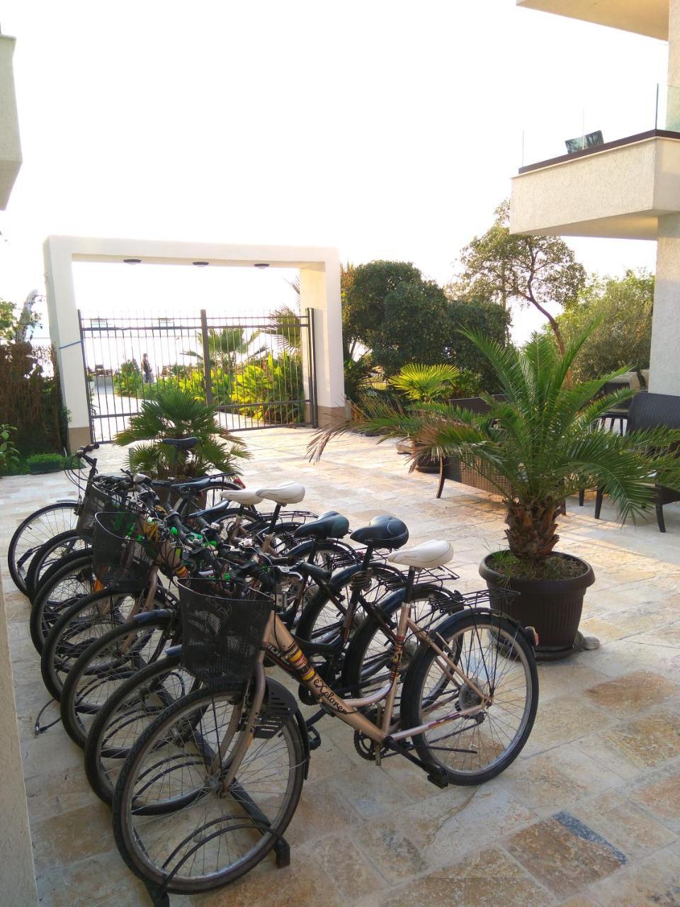 Apartments Kuce Lekovica Beach & Snack Bar- Bistro Εξωτερικό φωτογραφία