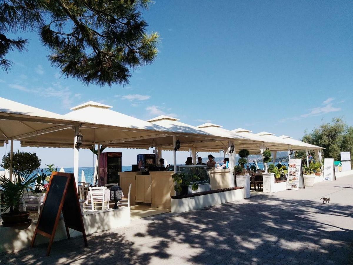Apartments Kuce Lekovica Beach & Snack Bar- Bistro Εξωτερικό φωτογραφία
